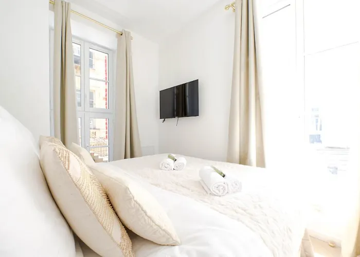 Апартаменты Luxury In - Musee Du Louvre *