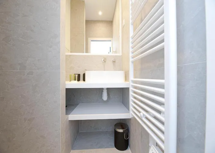 Luxury In - Musee Du Louvre Париж